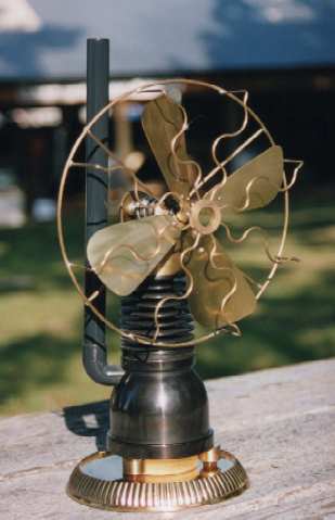 fan1s.jpg (17142 bytes)